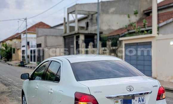 Acheter Occasion Voiture Toyota Yaris Blanc à Lomé, Maritime Acheter Occasion Voiture Toyota Yaris Blanc à Lomé, Maritime