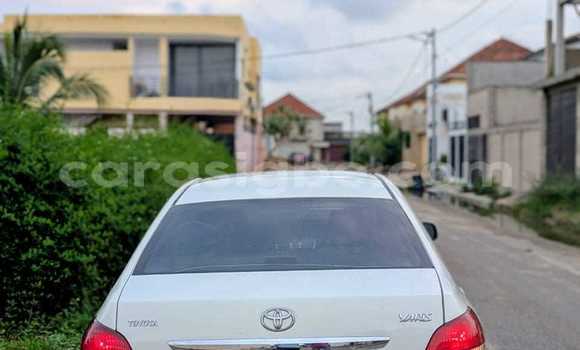 Acheter Occasion Voiture Toyota Yaris Blanc à Lomé, Maritime Acheter Occasion Voiture Toyota Yaris Blanc à Lomé, Maritime