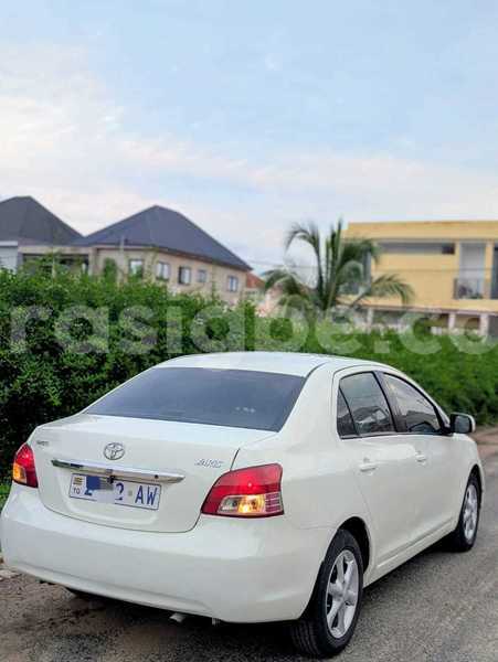 Big with watermark toyota yaris maritime lome 11484