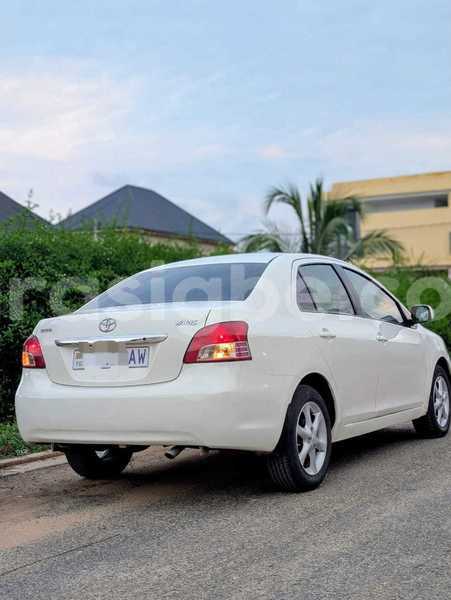 Big with watermark toyota yaris maritime lome 11484
