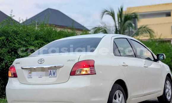 Acheter Occasion Voiture Toyota Yaris Blanc à Lomé, Maritime Acheter Occasion Voiture Toyota Yaris Blanc à Lomé, Maritime