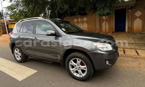 Acheter Occasion Voiture Toyota RAV4 Noir à Lomé, Maritime Acheter Occasion Voiture Toyota RAV4 Noir à Lomé, Maritime