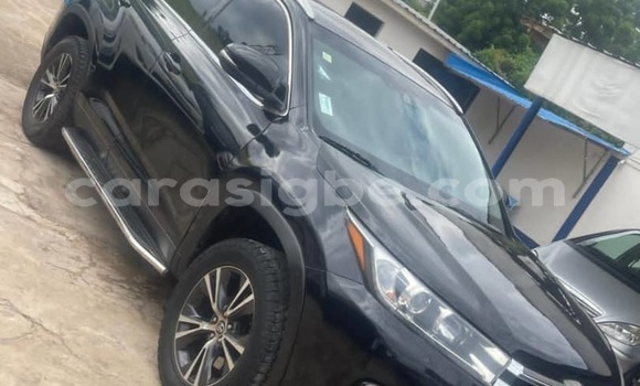 Acheter Occasion Voiture Toyota Highlander Marron à Lomé, Maritime