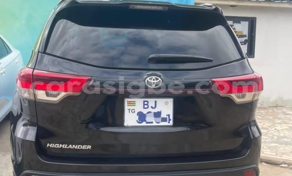 Acheter Occasion Voiture Toyota Highlander Marron à Lomé, Maritime Acheter Occasion Voiture Toyota Highlander Marron à Lomé, Maritime