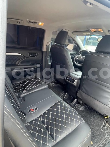 Big with watermark toyota highlander maritime lome 11493
