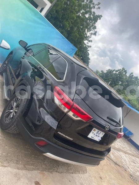 Big with watermark toyota highlander maritime lome 11493