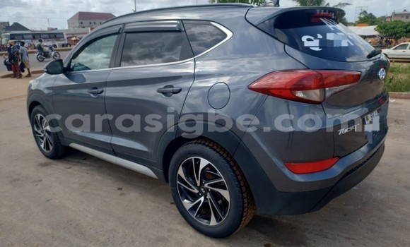 Acheter Occasion Voiture Hyundai Tucson Other à Lome, West africa Acheter Occasion Voiture Hyundai Tucson Other à Lome, West africa