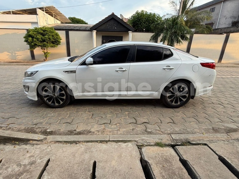 Big with watermark kia k5 west africa lome 11499
