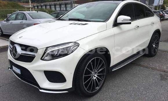 Acheter Occasion Voiture Mercedes‒Benz GL–Class Blanc à Lomé, Maritime Acheter Occasion Voiture Mercedes‒Benz GL–Class Blanc à Lomé, Maritime