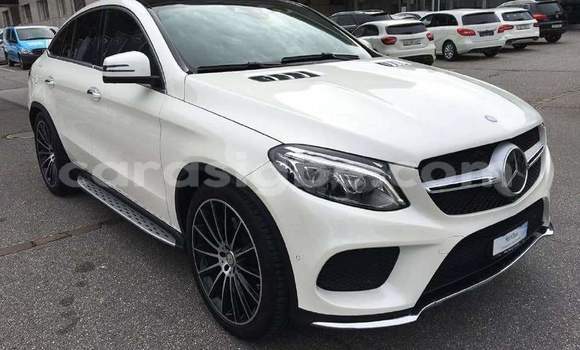 Acheter Occasion Voiture Mercedes‒Benz GL–Class Blanc à Lomé, Maritime Acheter Occasion Voiture Mercedes‒Benz GL–Class Blanc à Lomé, Maritime
