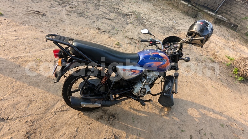 Big with watermark bajaj avenger maritime lome 11502