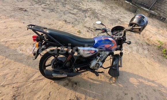 Acheter Occasion Moto Bajaj AVENGER Bleu à Lomé, Maritime Acheter Occasion Moto Bajaj AVENGER Bleu à Lomé, Maritime