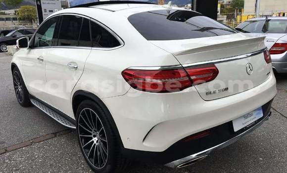 Acheter Occasion Voiture Mercedes‒Benz GL–Class Blanc à Lomé, Maritime Acheter Occasion Voiture Mercedes‒Benz GL–Class Blanc à Lomé, Maritime