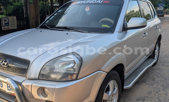 Acheter Occasion Voiture Hyundai Tucson Gris à Lome, West africa Acheter Occasion Voiture Hyundai Tucson Gris à Lome, West africa