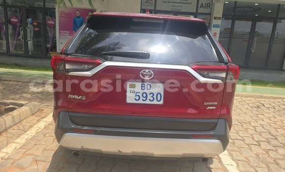 Acheter Occasion Voiture Toyota RAV4 Rouge à Lomé, Maritime Acheter Occasion Voiture Toyota RAV4 Rouge à Lomé, Maritime