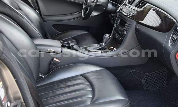 Buy Used Mercedes‒Benz CLS–Class Brown Car in Lome in Maritime Buy Used Mercedes‒Benz CLS–Class Brown Car in Lome in Maritime