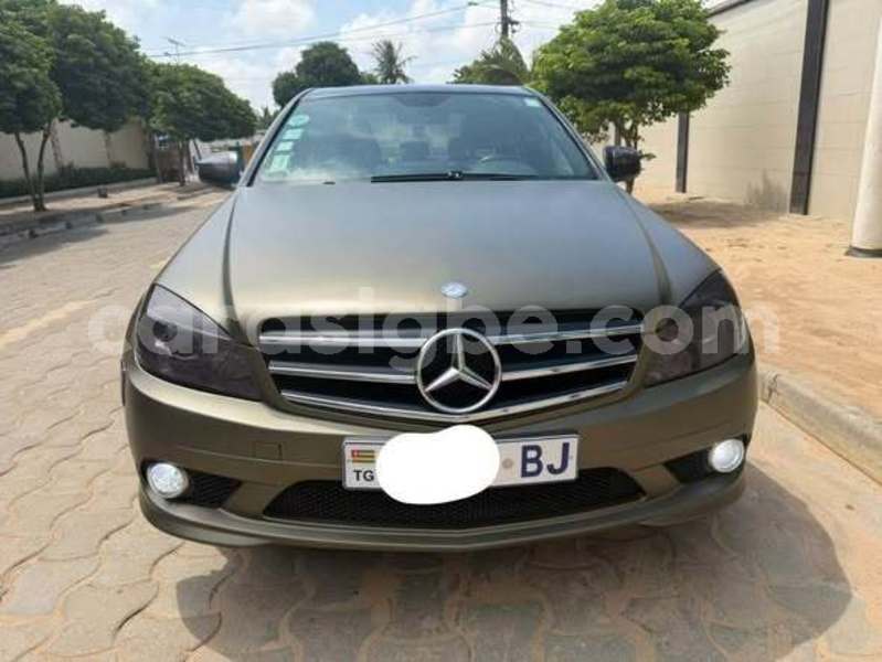 Big with watermark mercedes benz c classe maritime lome 11521