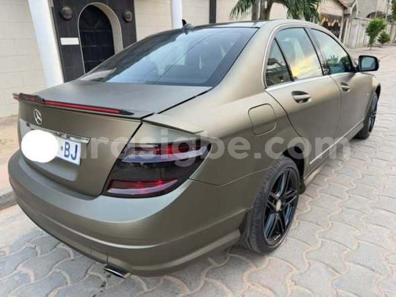 Big with watermark mercedes benz c classe maritime lome 11521