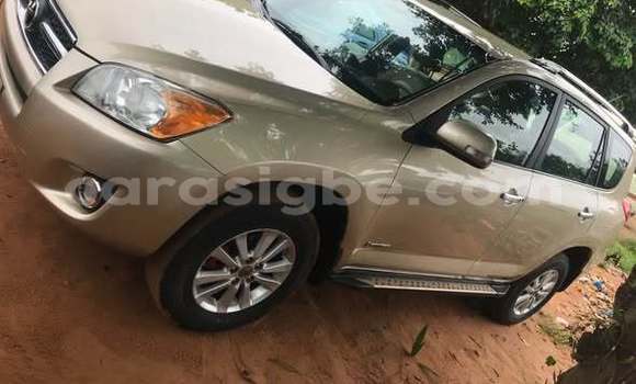 Acheter Occasion Voiture Toyota RAV4 Autre à Lomé, Maritime Acheter Occasion Voiture Toyota RAV4 Autre à Lomé, Maritime