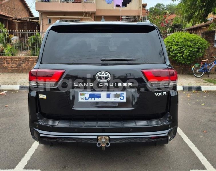 Big with watermark toyota land cruiser togo lome 11542