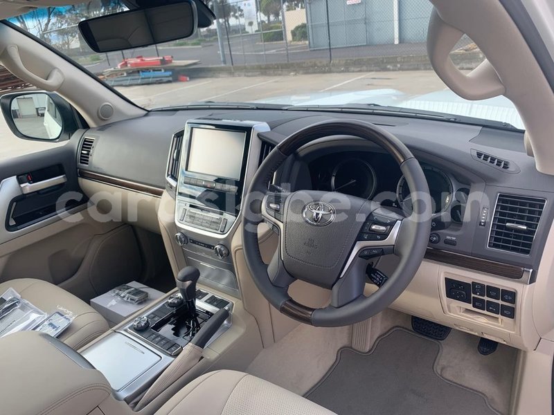 Big with watermark toyota land cruiser maritime lome 11568