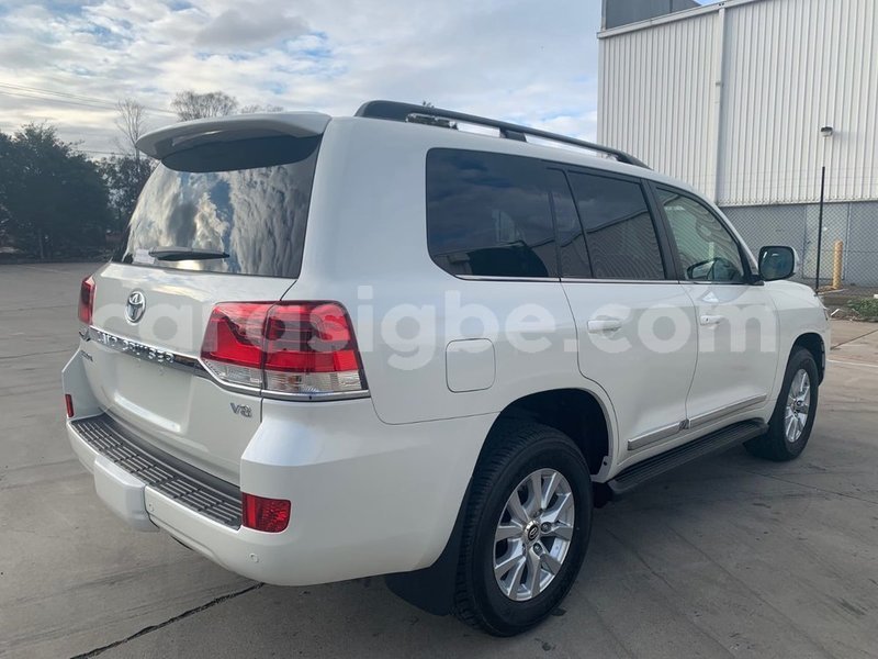 Big with watermark toyota land cruiser maritime lome 11568