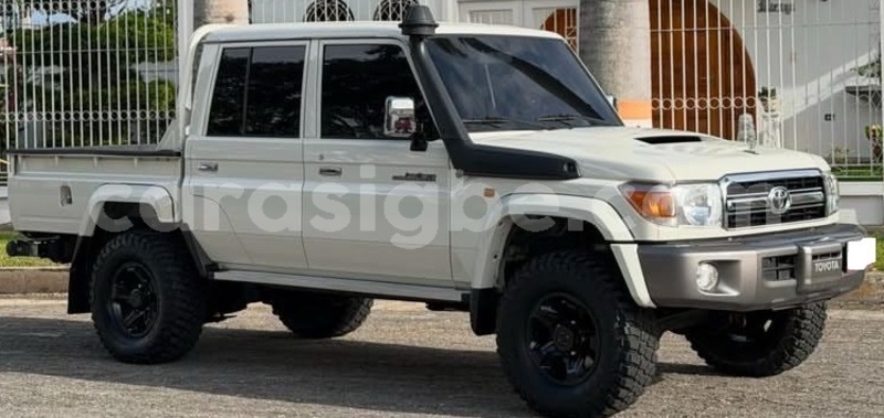 Big with watermark toyota land cruiser maritime lome 11581