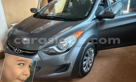 Acheter Occasion Voiture Hyundai Elantra Beige à Lomé, Maritime Acheter Occasion Voiture Hyundai Elantra Beige à Lomé, Maritime
