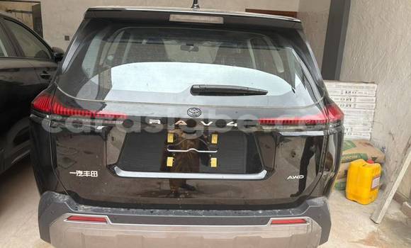 Acheter Neuf Voiture Toyota RAV4 Blanc à Lomé, Togo Acheter Neuf Voiture Toyota RAV4 Blanc à Lomé, Togo
