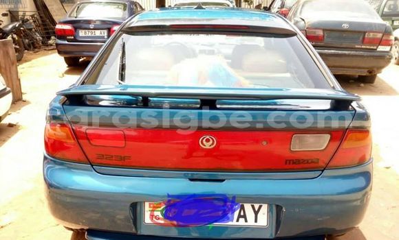 Acheter Occasion Voiture Mazda 323 Bleu à Lomé, Maritime Acheter Occasion Voiture Mazda 323 Bleu à Lomé, Maritime