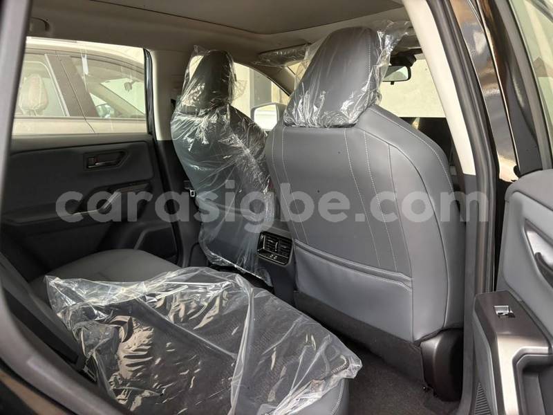 Big with watermark toyota rav4 togo lome 11591
