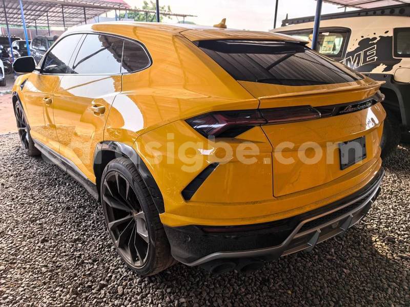 Big with watermark lamborghini urus maritime lome 11592