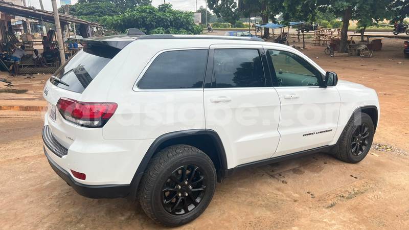 Big with watermark jeep grand cherokee maritime lome 11594
