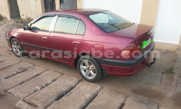 Acheter Occasion Voiture Toyota Avensis Rouge à Lomé, Maritime Acheter Occasion Voiture Toyota Avensis Rouge à Lomé, Maritime