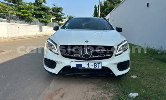 Acheter Occasion Voiture Mercedes‒Benz GLA-klasse AMG Blanc à Lomé, Togo Acheter Occasion Voiture Mercedes‒Benz GLA-klasse AMG Blanc à Lomé, Togo
