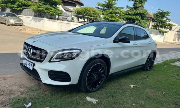 Acheter Occasion Voiture Mercedes‒Benz GLA-klasse AMG Blanc à Lomé, Togo Acheter Occasion Voiture Mercedes‒Benz GLA-klasse AMG Blanc à Lomé, Togo