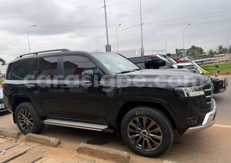 Big with watermark toyota land cruiser togo lome 11613
