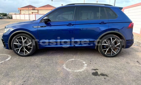 Acheter Occasion Voiture Volkswagen Tiguan Bleu à Lomé, Togo Acheter Occasion Voiture Volkswagen Tiguan Bleu à Lomé, Togo