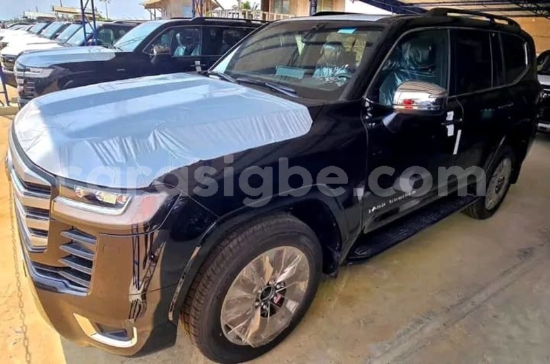 Big with watermark toyota land cruiser togo lome 11629