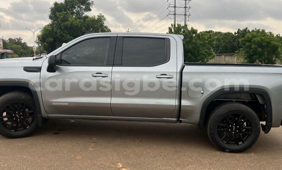 Acheter Occasion Voiture GMC Sierra Gris à Lomé, Maritime Acheter Occasion Voiture GMC Sierra Gris à Lomé, Maritime