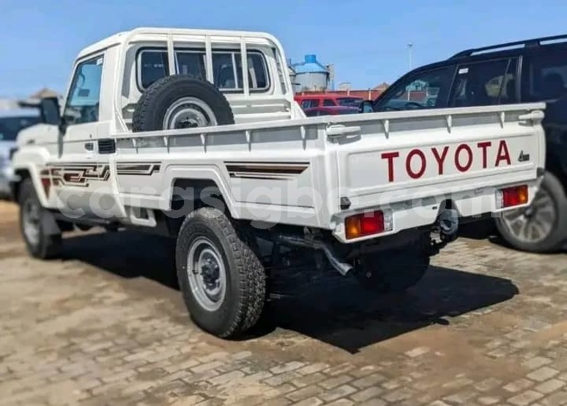 Big with watermark toyota land cruiser togo lome 11632