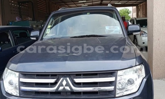 Acheter Occasion Voiture Mitsubishi Pajero Gris à Lomé, Togo Acheter Occasion Voiture Mitsubishi Pajero Gris à Lomé, Togo