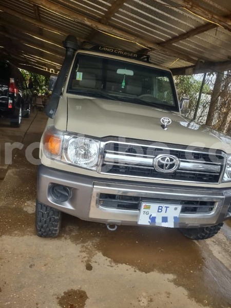 Big with watermark toyota land cruiser togo lome 11645