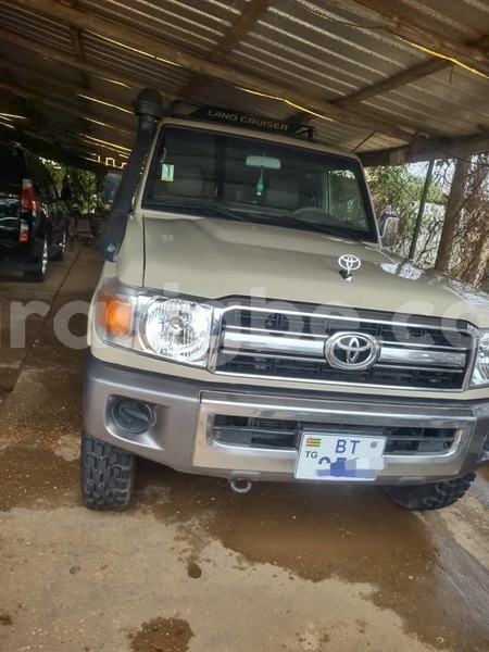 Big with watermark toyota land cruiser togo lome 11645