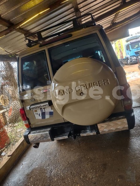 Big with watermark toyota land cruiser togo lome 11645