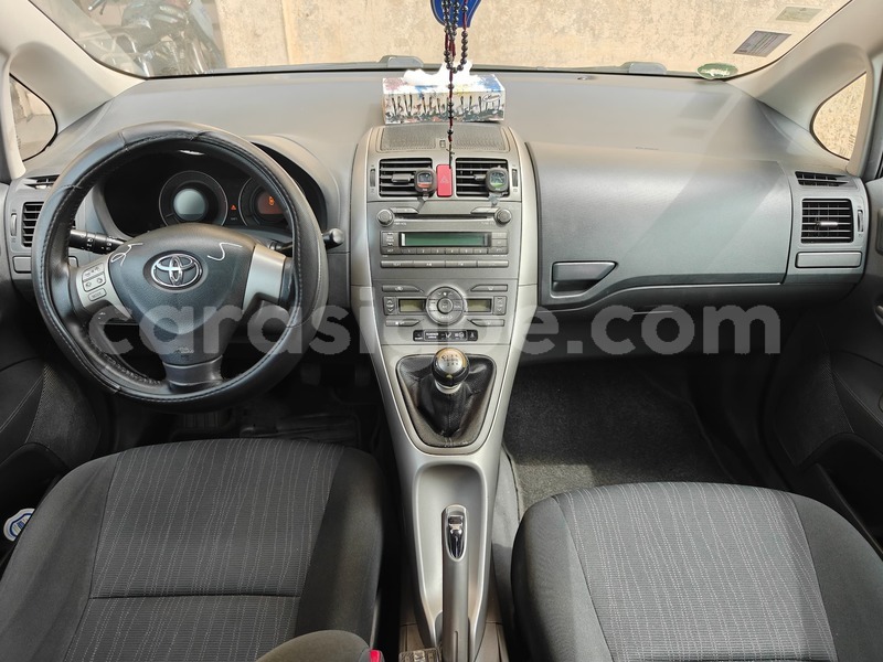 Big with watermark toyota auris maritime lome 11648
