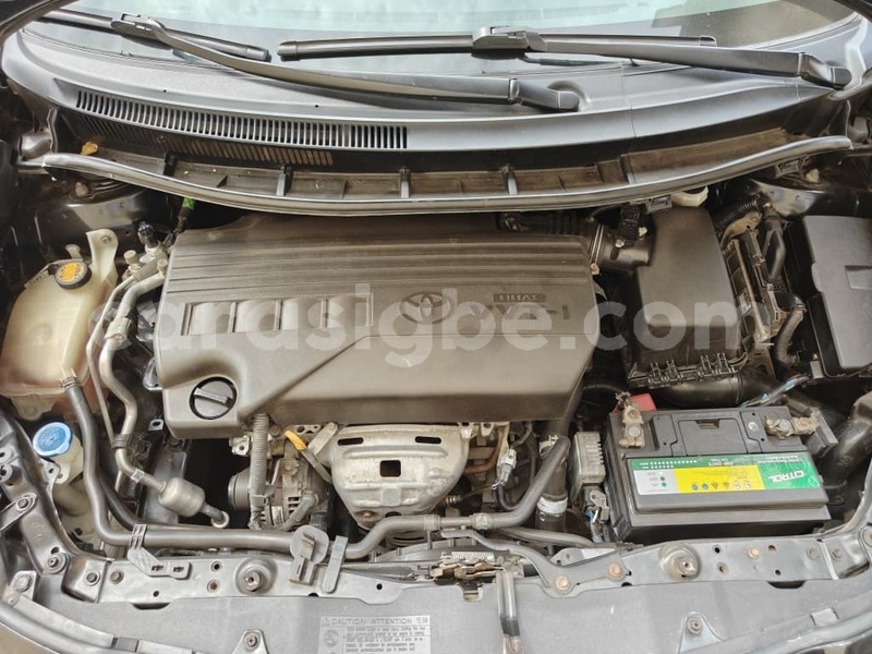 Big with watermark toyota auris maritime lome 11648