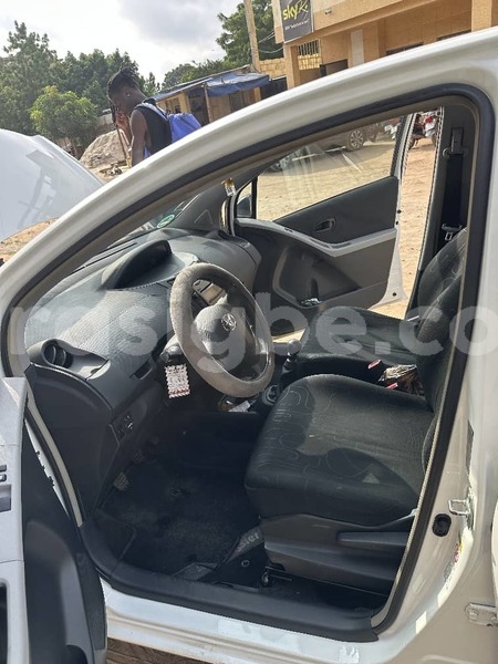 Big with watermark toyota yaris maritime lome 11650