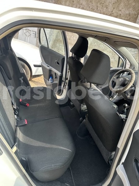 Big with watermark toyota yaris maritime lome 11650