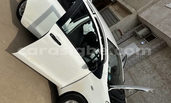 Acheter Occasion Voiture Toyota Yaris Blanc à Lomé, Maritime Acheter Occasion Voiture Toyota Yaris Blanc à Lomé, Maritime